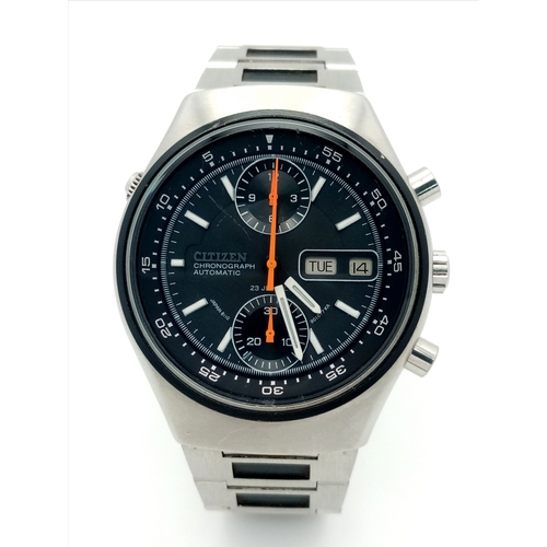 695 - A Citizen Automatic Chronograph Autograph Gents Watch. Model 67-9119. Stainless steel bracelet and c... 