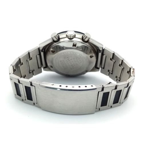 695 - A Citizen Automatic Chronograph Autograph Gents Watch. Model 67-9119. Stainless steel bracelet and c... 