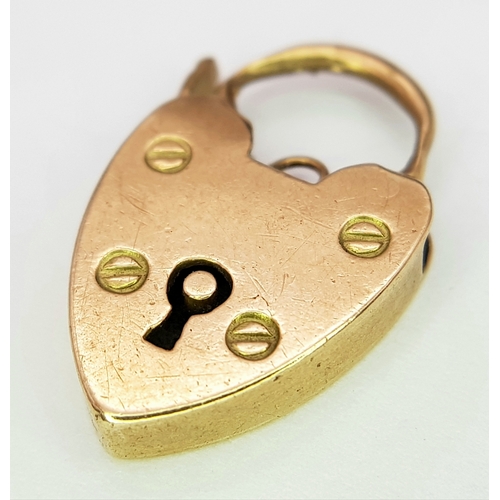 1848 - A 9K Yellow Gold Heart Clasp. 2.7g. Ref: 7.6