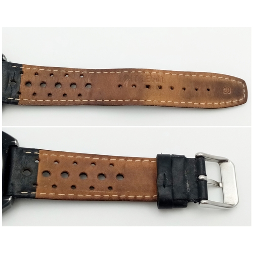 1881 - A TAG HEUER PASADENA AUTOMATIC CHRONOGRAPH DIVERS WATCH - WITH 3 SUBDIALS AND LUMINOUS HANDS. MODEL ... 