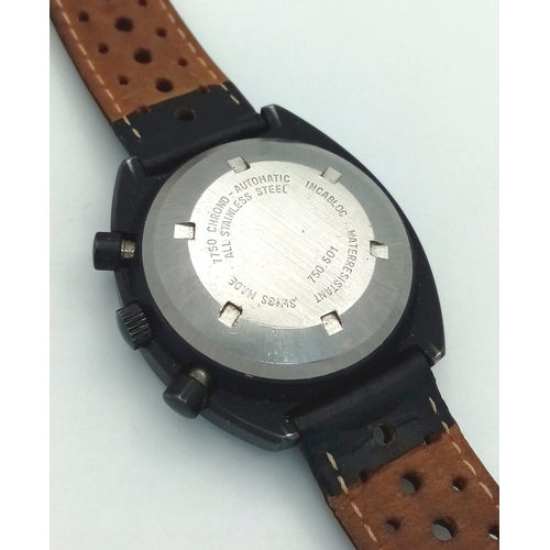 1881 - A TAG HEUER PASADENA AUTOMATIC CHRONOGRAPH DIVERS WATCH - WITH 3 SUBDIALS AND LUMINOUS HANDS. MODEL ... 