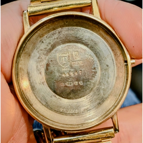 1819 - A Classic Tissot Automatic Seastar Seven Watch. Circa 1960s. Expandable bracelet. 9K gold case - 33m... 