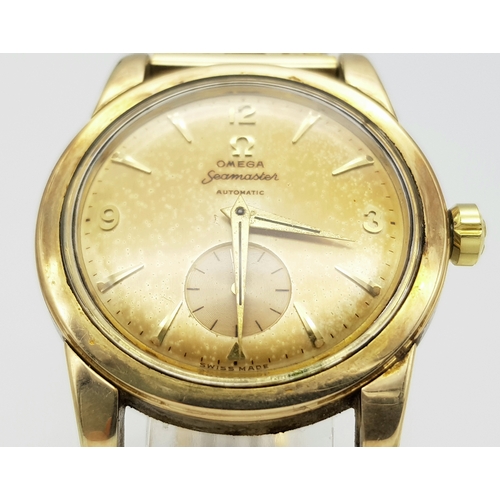 1871 - A Vintage (1950s) Omega Automatic Seamaster Gents Watch. Gilded bracelet and case - 35mm. 17 jewels.... 