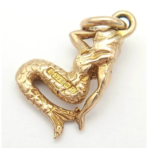 656 - A 9K YELLOW GOLD MERMAID CHARM / PENDANT  1.3G. Ref: SC 7017