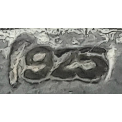 1524 - A vintage 925 silver enamelled ring. Total weight 3.2G, size P.