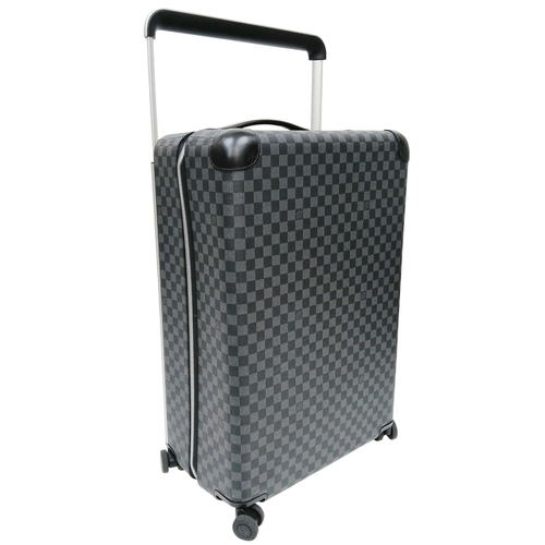1226 - A Louis Vuitton Horizon 55 Suitcase. Damier graphite canvas. Silver tone hardware. Black calfskin le... 