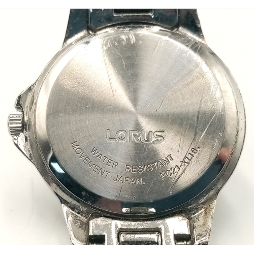 1094 - A LORUS, STONE SET, WHITE DIAL, STEEL BRACELET WATCH. IN FULL WORKING ORDER. S/A 1268 - 1