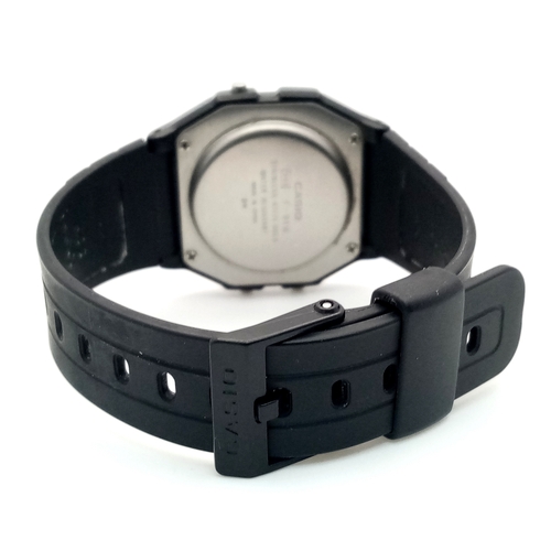 1115 - A CASIO, F - 91W DIGITAL, RUBBER STRAP WATCH. IN FULL WORKING ORDER. S/A 1317 - 1