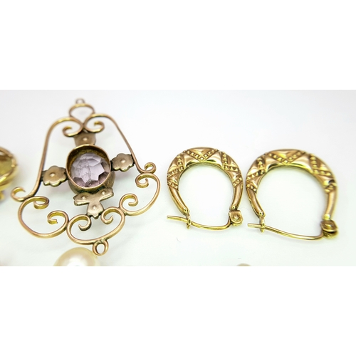 21 - 3 x Pairs of 9 CARAT GOLD EARRINGS. To include Hallmarked large PEARL STUD EARRINGS , together with ... 