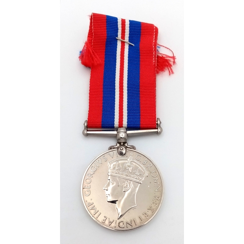 41 - A 1939 - 1945 MEDAL IN IMMACULATE CONDITION .