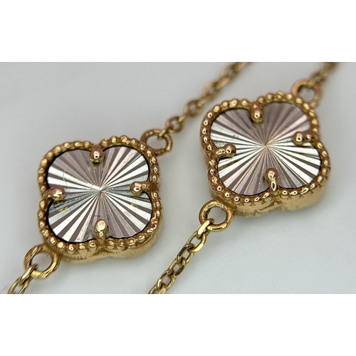 57 - AN 18K ROSE GOLD CLOVER BRACELET, WITH 18K WHITE GOLD CLOVER PARTS. TOTAL WEIGHT 5.4G. SC 1044