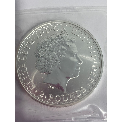 56 - 1998 BRITANNIA 1 OUNCE FINE SILVER COIN. Uncirculated in sealed packet. Stunning Coin please see pic... 