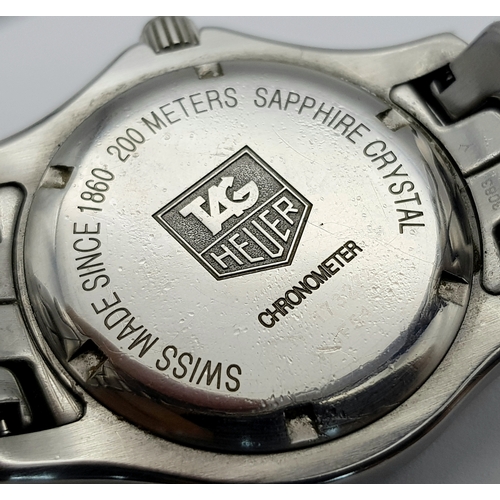58 - A Tag Heuer Link Automatic Gents Watch. 200m water resistance. Stainless steel bracelet and case - 3... 