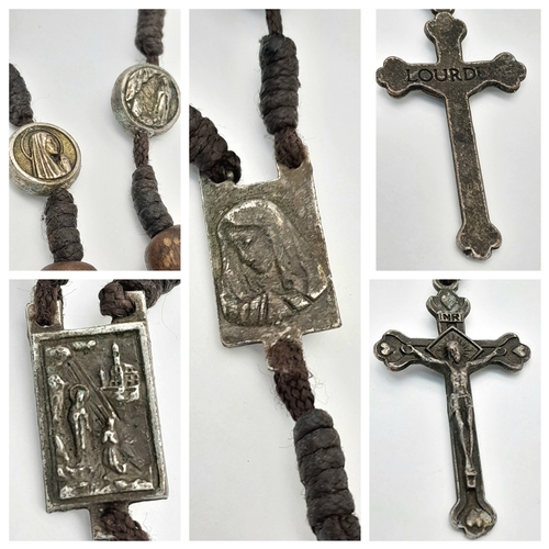 1069 - 2X vintage Rosary bead link pendant necklaces. Please see photos for details