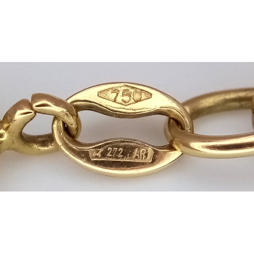 1082 - An 18K Yellow Gold Flat Curb Link Bracelet. Good Condition. 
21cm length. 10.55g.