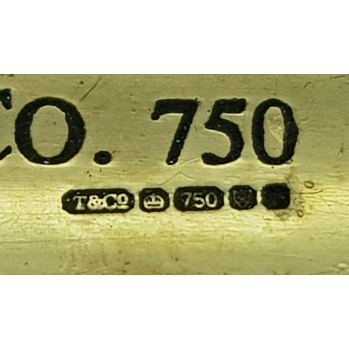11 - A TIFFANY AND CO, 18K YELLOW GOLD, INGOT PENDANT. FULL TIFFANY HALLMARKED. HAS A SLIGHT CHIP OUT OF ... 