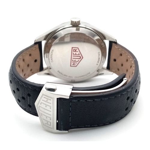 39 - A Tag Heuer Carrera Calibre 6 Automatic Gents Watch. Black leather strap. Stainless steel case - 39m... 