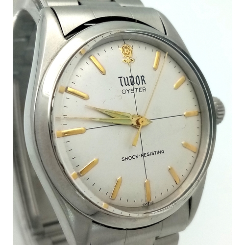48 - A Vintage Tudor Oyster Mechanical Gents Watch. 7934 model. Stainless steel bracelet and case - 34mm.... 
