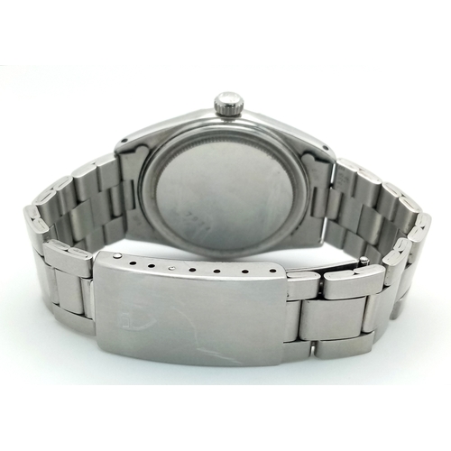 48 - A Vintage Tudor Oyster Mechanical Gents Watch. 7934 model. Stainless steel bracelet and case - 34mm.... 