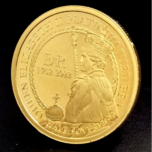 531 - A 2022, QUEEN ELIZABETH II, PLATINUM JUBILEE, PROOF CONDITION, HALF SOVEREIGN COIN. 22K GOLD. 9724 -... 