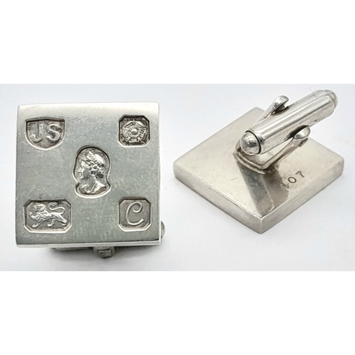 526 - A 1977 Hallmarked Pair of Vintage Heavy Square Ingot Sterling Silver Cufflinks, 1.9cm Square. Gross ... 