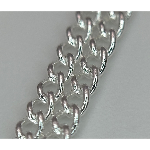 1042 - A Vintage Sterling Silver Celtic Knot Pendant on 46cm Sterling Silver Chain. Pendant measures 3cm Wi... 
