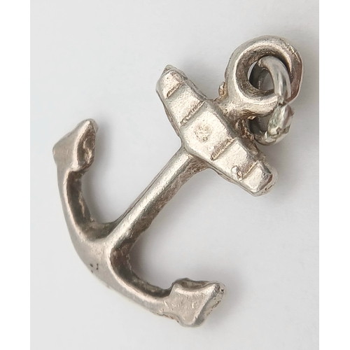 1058 - A STERLING SILVER, ANCHOR CHARM / PENDANT. 1.9G.