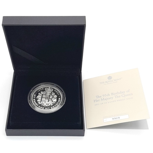 1037 - A Royal Mint Sterling Silver Proof £5 Coin. Commemorating the 95th Birthday of QEII. 28.28g. Comes w... 