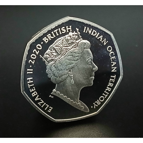 1044 - A Sterling Silver Proof 50p Coin Celebrating Father Christmas. Limited edition. 8g. Comes with case ... 