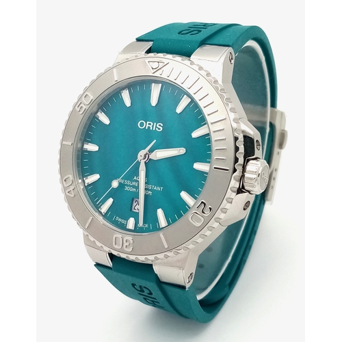 A Remarkable Oris Aquis New York Harbour Limited Edition II Gents Watch. This model was created in collaboration with the Billion Oyster Project, an environmental initiative dedicated to the restoration of New York Harbour. Produced in only 2,000 numbered pieces worldwide, this is a genuine Limited Edition, increasingly difficult to source in as new condition. Stainless steel case -44mm.
Multi-piece unidirectional minute bezel. 
Sapphire crystal with internal anti-reflective coating
Water resistance: 300 meters / 30 bar
Automatic movement: Oris Calibre 733-1
Pale blue dial with date window.
Power reserve: 41 hours.
Frequency: 28,800 A/h (4 Hz).
Rubber strap.
Additional stainless steel bracelet included. Box and warranty card.