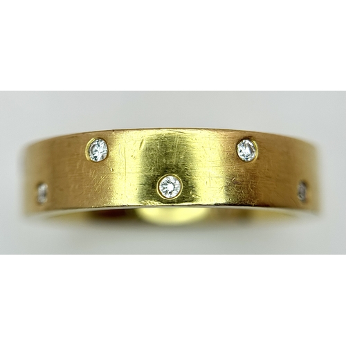10 - AN 18K YELLOW GOLD, DIAMOND SET BAND RING. 9.9G, SIZE S. 10108
