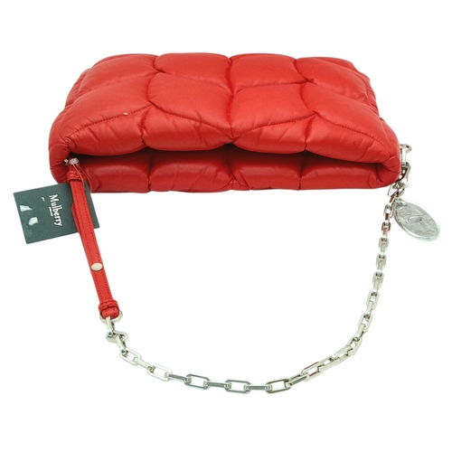 89 - A Mulberry Softie Clutch in Lancaster Red Pillow Effect Nappa Leather. Red leather exterior with wit... 
