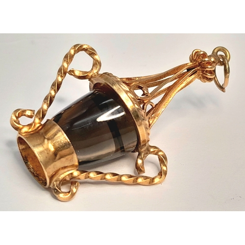 118 - A 9K YELLOW GOLD, STONE SET, LANTERN SHAPED, FOB CHARM / PENDANT. 5.4G. S/A 1561 - 1.