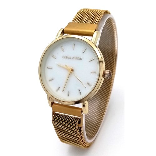 1078 - A LAURA ASHLEY, GOLD TONE, MESH BRACELET WATCH. IN FULL WORKING ORDER, NEW BATTERY FITTED RECENTLY. ... 