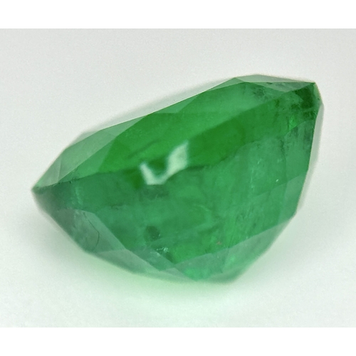 32 - A 5.55ct Cushion-Cut Zambian Natural Emerald Gemstone. Minor oil, exceptional lustre, a rare investm... 