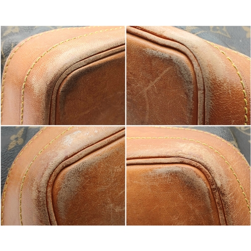 180 - A Louis Vuitton Brown Monogram Noé Shoulder Bag. Brown monogram coated canvas exterior with gold-ton... 