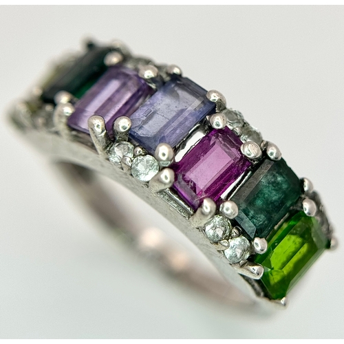 1000 - A Pretty Sterling Silver, Multi-Colour, Semi-Precious Gemstone Set Ring Size K1/2. Set with 7mm Leng... 
