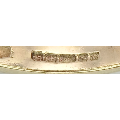 512 - A 9K GOLD RING WITH WHITE AND PINK STONES .    2.4gms    size P