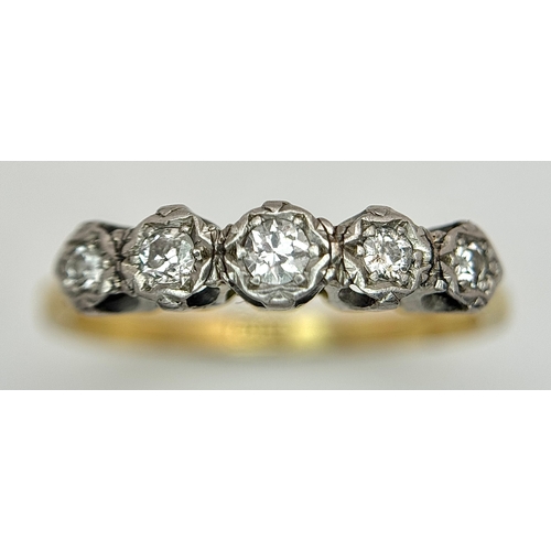 548 - An 18K Yellow Gold Diamond Five Stone Ring. Size Q. 3.1g.
Ref: 19/c2405.