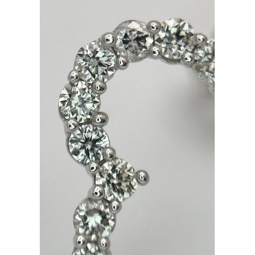 520 - A Pair of 18K White Gold and Diamond Clover Shaped Earrings. 1.26g. MT32.