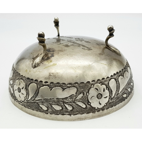 1003 - A Vintage 830 Decorative Silver Bowl. 13cm diameter. 7cm tall. 151g.