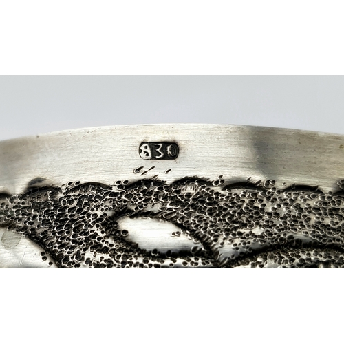 1003 - A Vintage 830 Decorative Silver Bowl. 13cm diameter. 7cm tall. 151g.