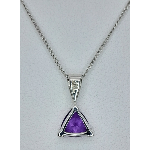 523 - A Pretty 9 Carat White Gold, Top Colour, Trillion Cut Amethyst Pendant Necklace-41cm Length Chain. P... 