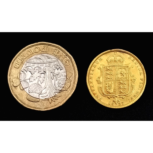 556 - AN 1887, QUEEN VICTORIA, SHIELD BACK, HALF SOVEREIGN COIN. 22K GOLD. Ref: 9724 - 40.