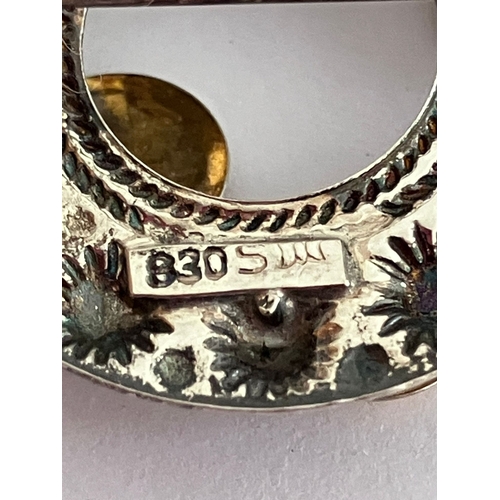 511 - Genuine Vintage NORWEGIAN SILVER DESIGNER BROOCH. Complete with original jewellers box. Please see p... 
