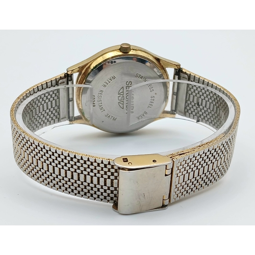 560 - Gentleman’s SEKONDA QUARTZ WRISTWATCH. Finished in Stainless Steel with quality Mesh Bracelet Strap.... 