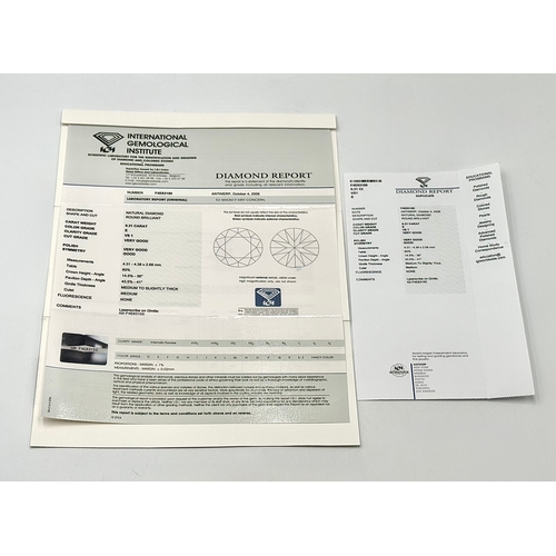 384 - An 18K White Gold Diamond Solitaire Ring. 0.31ct round brilliant cut diamond with E colour and VS1 c... 