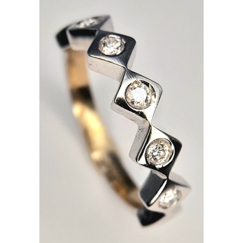 125 - An 18K White Gold, Diamond Set, Zig Zag Ring. 3G, Size L. Tan 6012