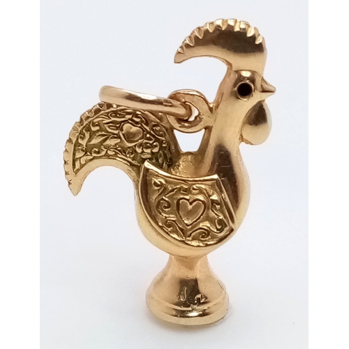 273 - A 9K Yellow Gold, Portuguese, 