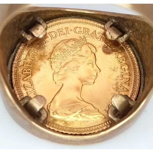 123 - A Classic Half Sovereign Ring. A 1982 Queen Elizabeth II, 22k gold half sovereign coin set in a 9K S... 